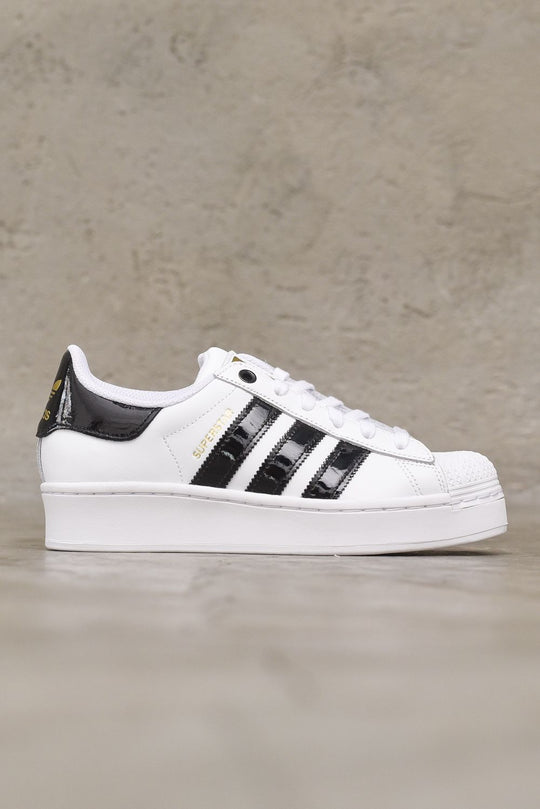 Superstar Bold W