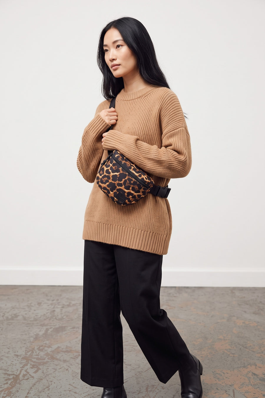 Settlement Hip Pack - Digi Leopard Light