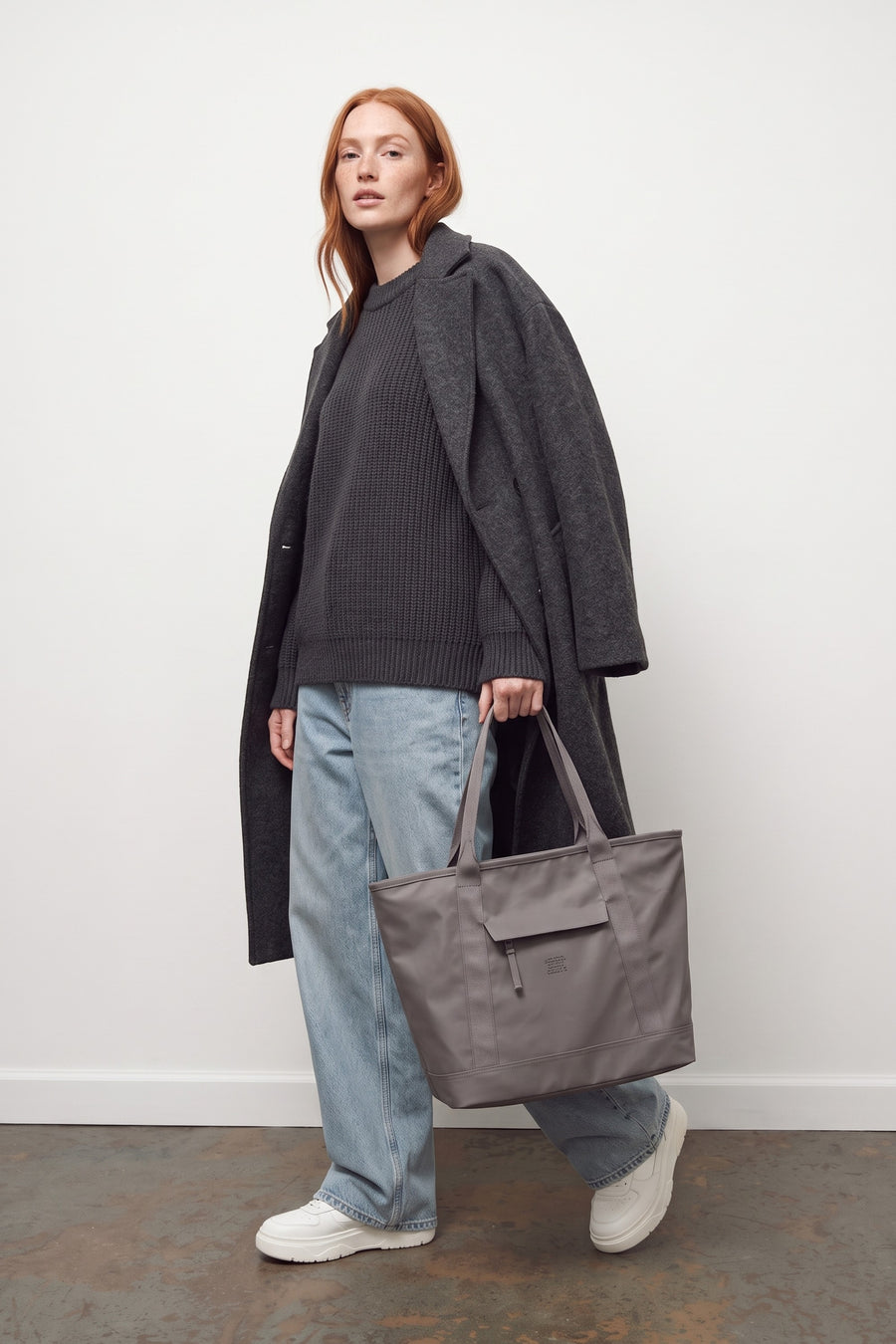 Alberni Tote - Dark Gull Gray