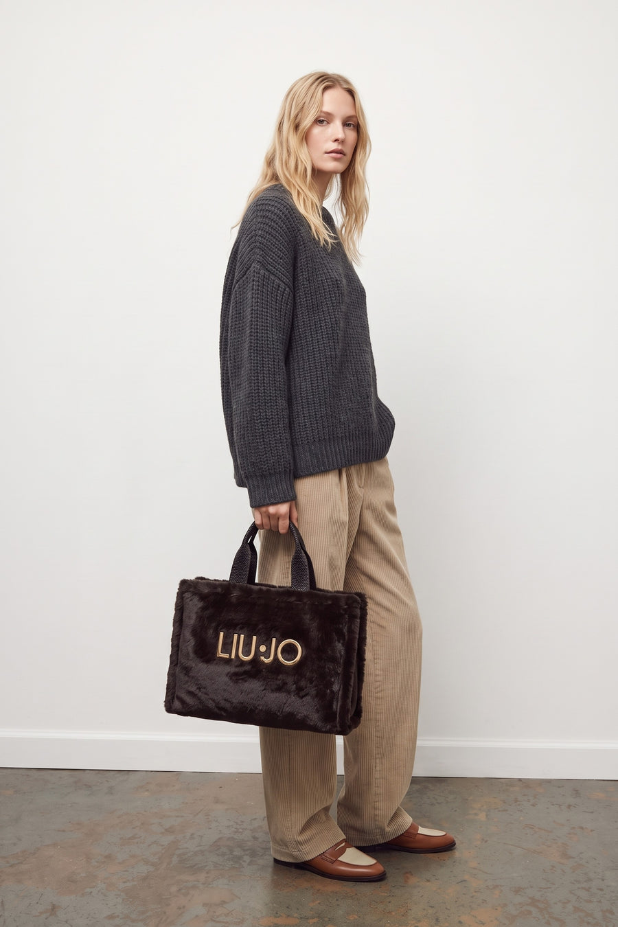 L Tote Fake Fur - Dark Brown