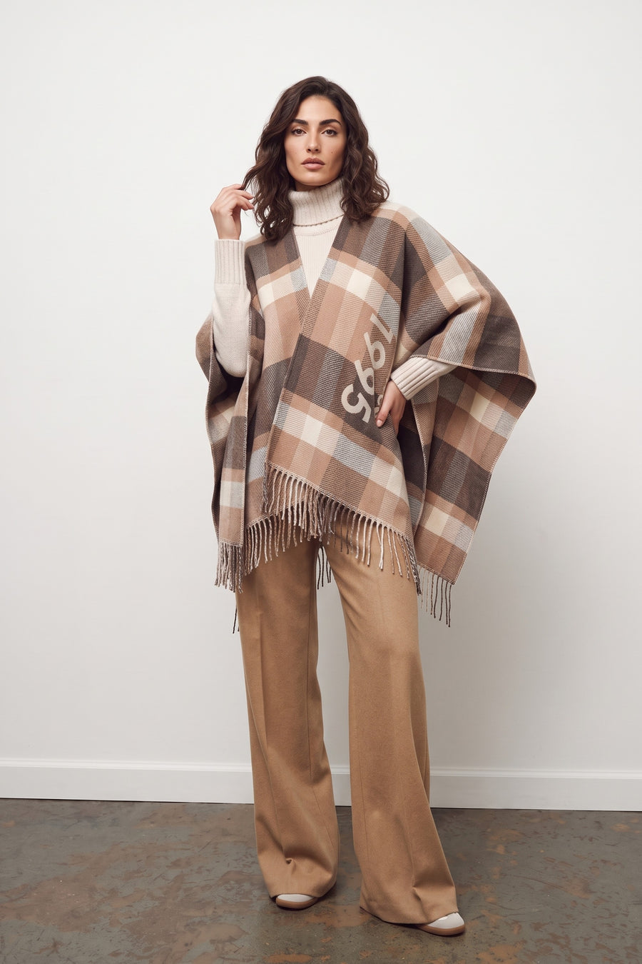 Checked Poncho - Natural