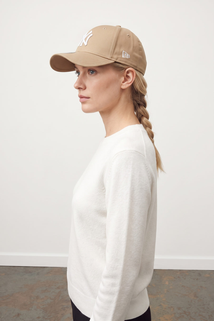 Cappellino 9FORTY Regolabile New York Yankees League Essential - Beige Chiaro