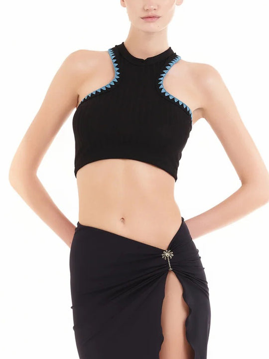 Crop Top Cotazur a costine con dettaglio in crochet sul giromanica - Nero
