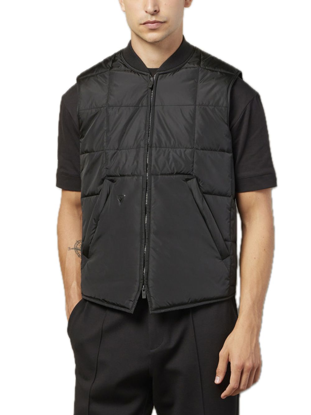 Mch Fcf Axel Padd Vest - Blk — 1