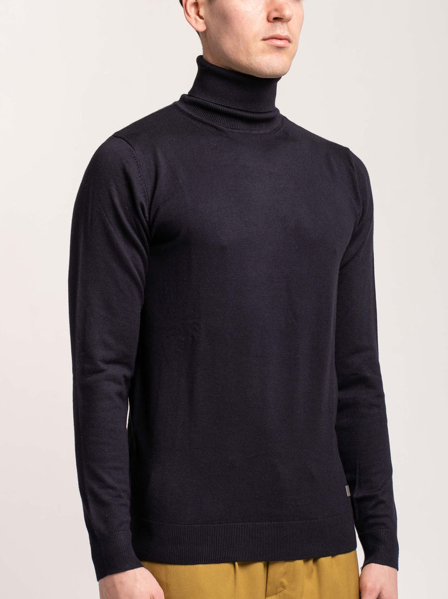 Viscose Turtleneck - Navy Blue — 2