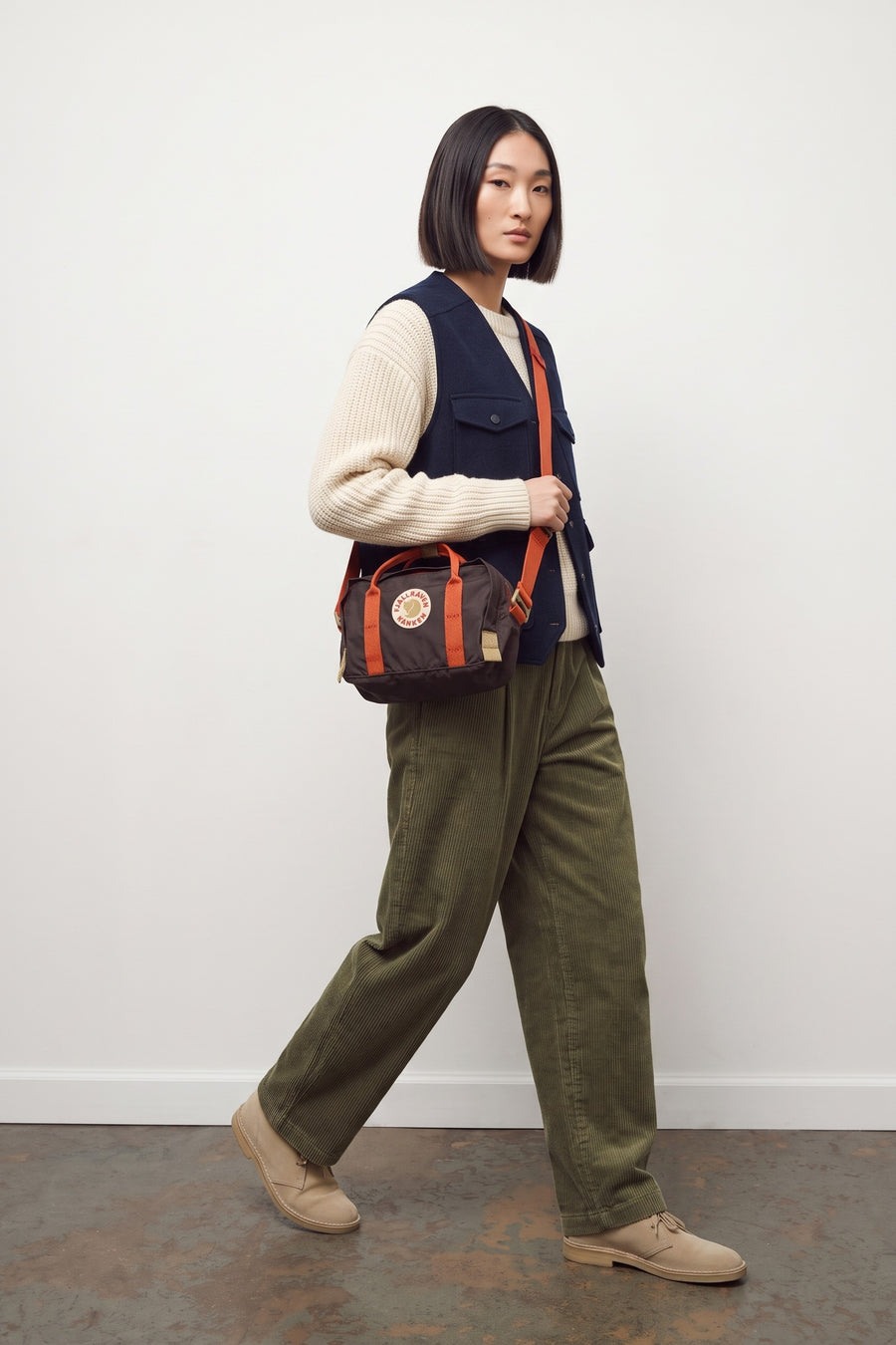 Kanken Koncept Crossbody - Black Oak Rowan Red