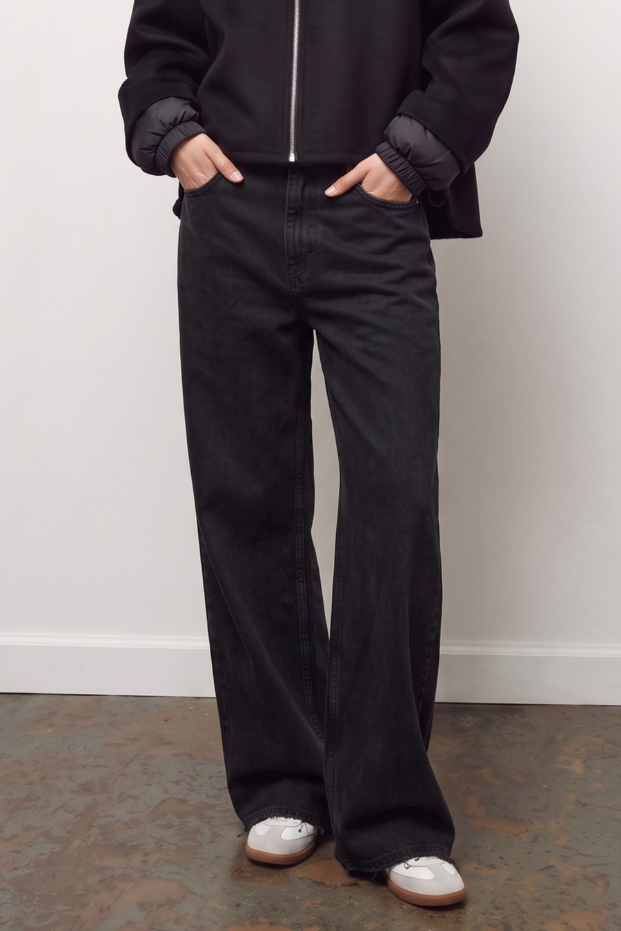 Benny Bull Open-Seam Straight Trousers - Black