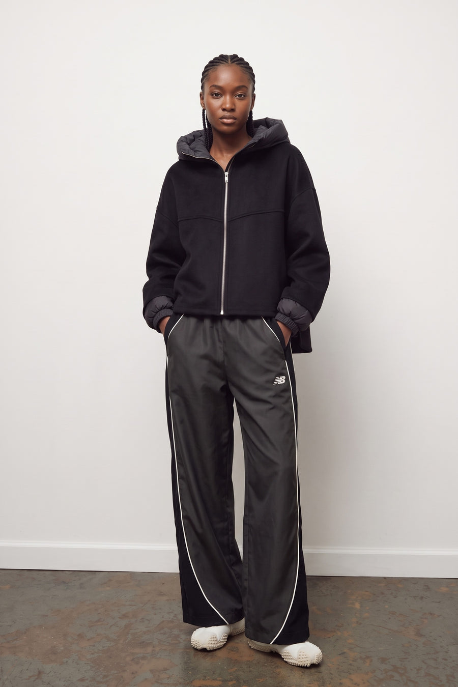 Trackside Woven Pant - Black Cement