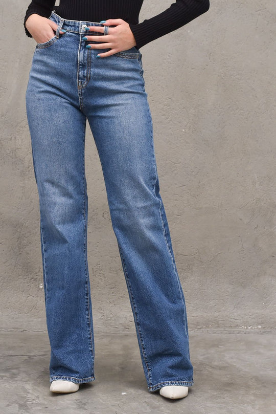 Florida Woman - Lake