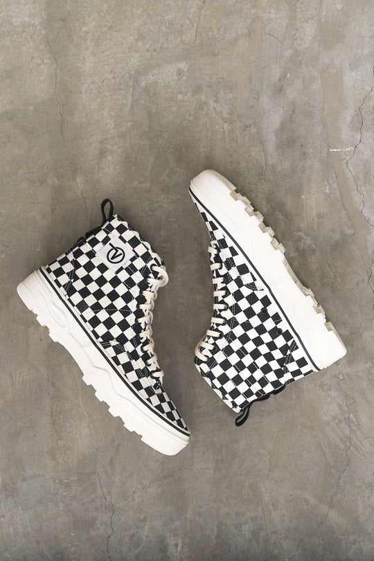 Sentry CW - White/Black