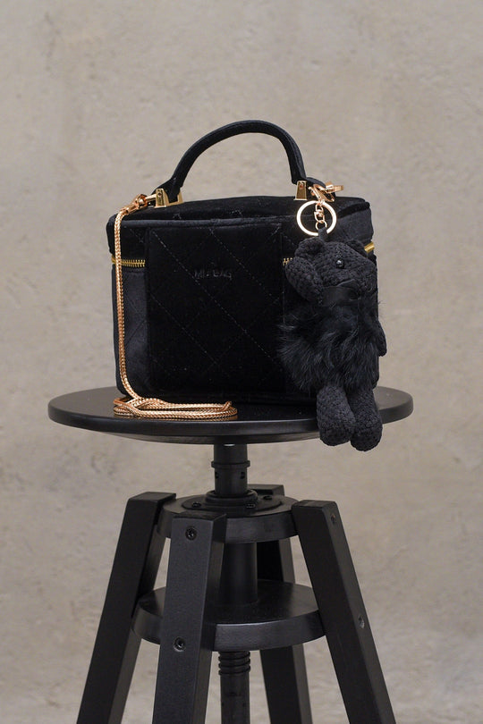 Vanity Case Velluto con Maxi Trapuntatura e Teddy - Nero