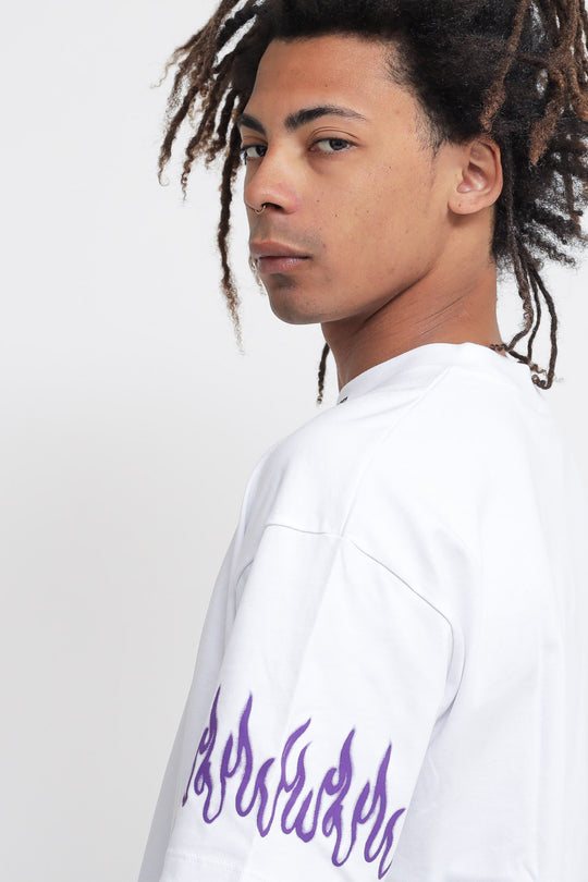 T-shirt With Purple Spray Flames - White