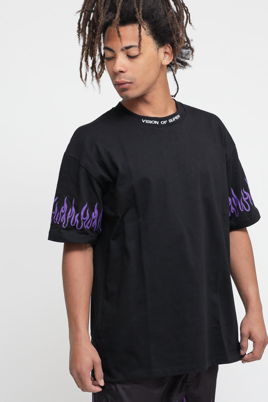 T-shirt With Purple Spray Flames - Black