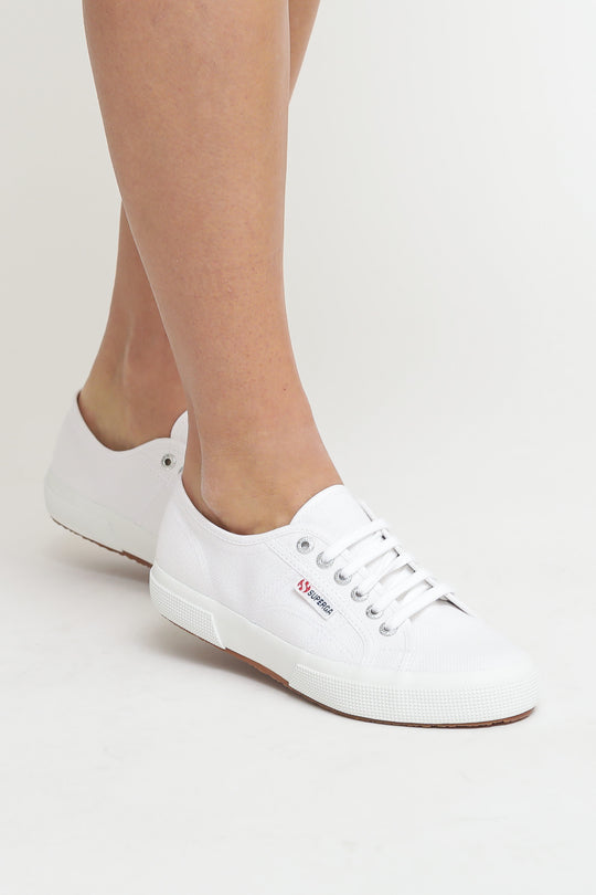 Cotu Classic - White