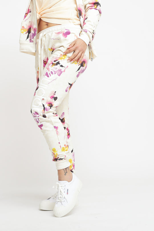 Classic Hap2 all Essentials - Flo s22 new