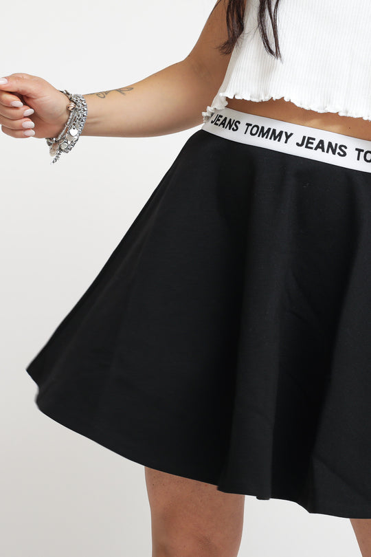 Tjm Logo Wb Mini Circle Skirt - Black