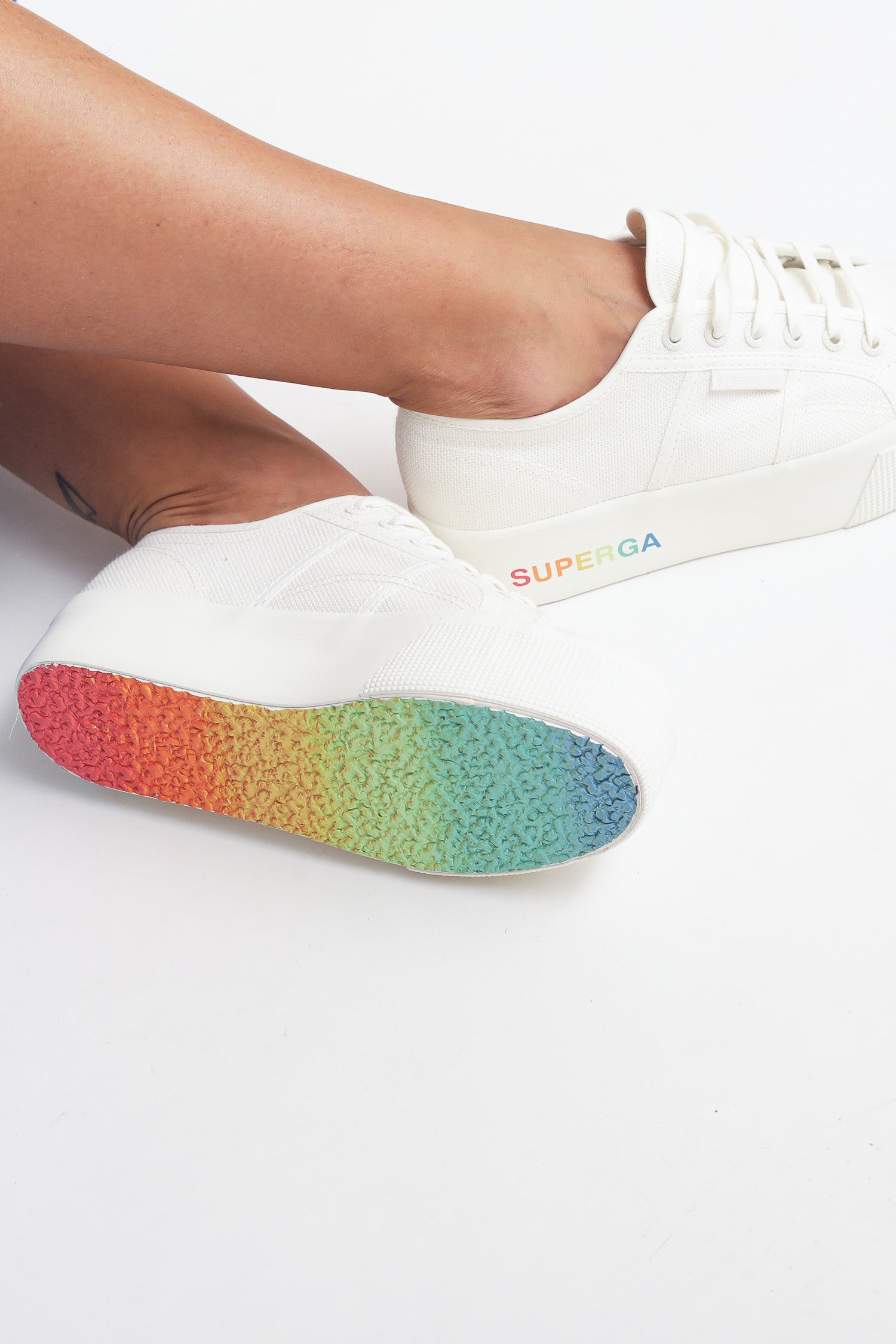 Superga hotsell zeppa colorata