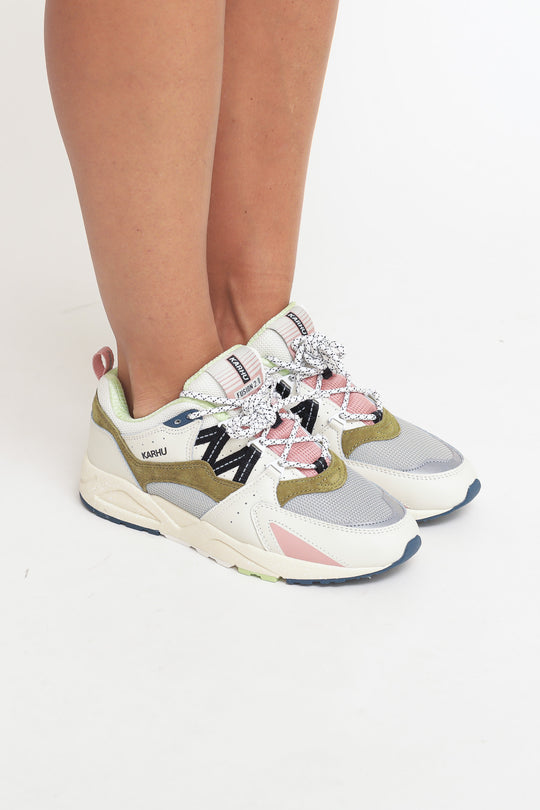 Fusion 2.0 - Lily White/Green Moss