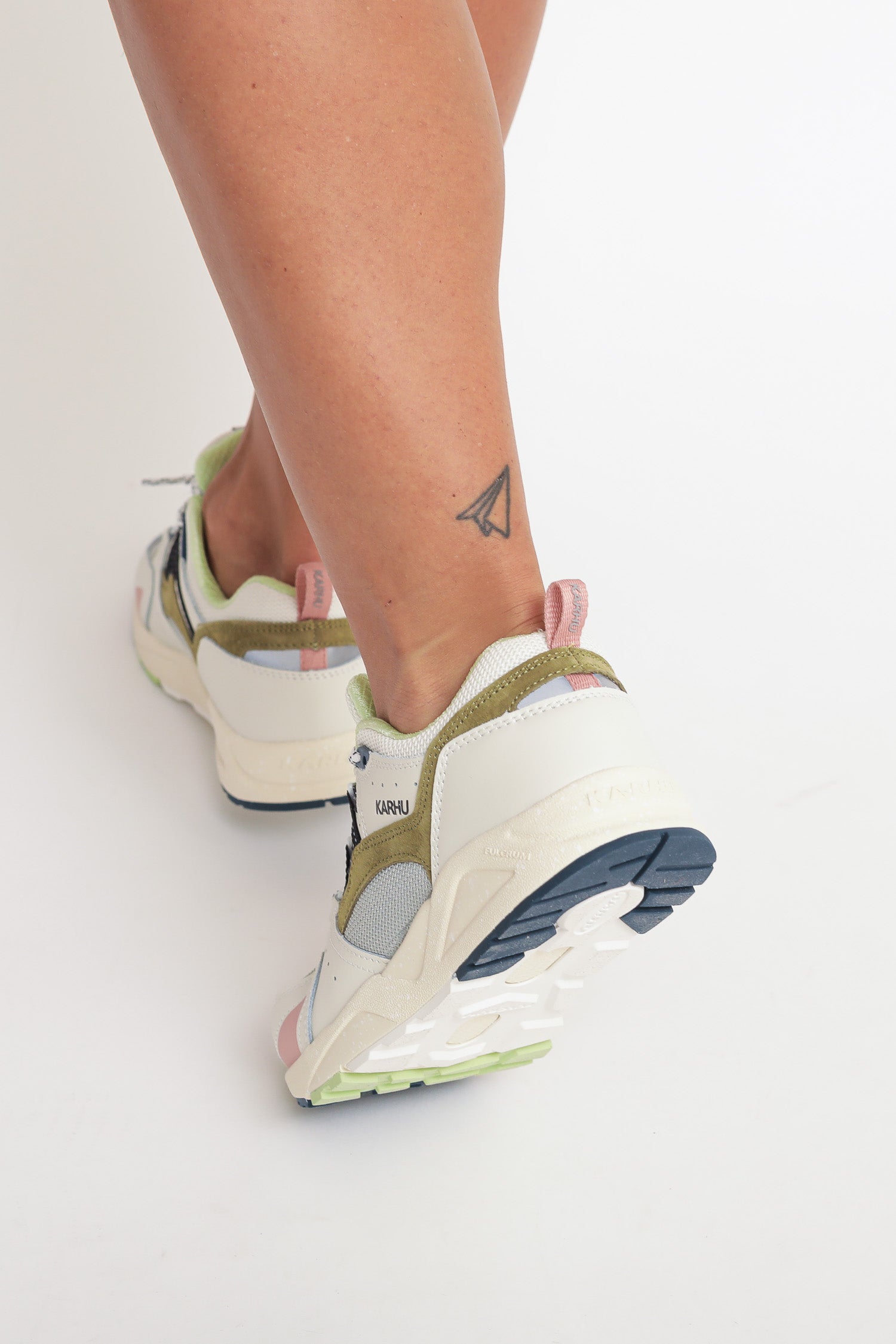 karhu fusion 2.0 lily white / green moss Karhu Fusion 2.0