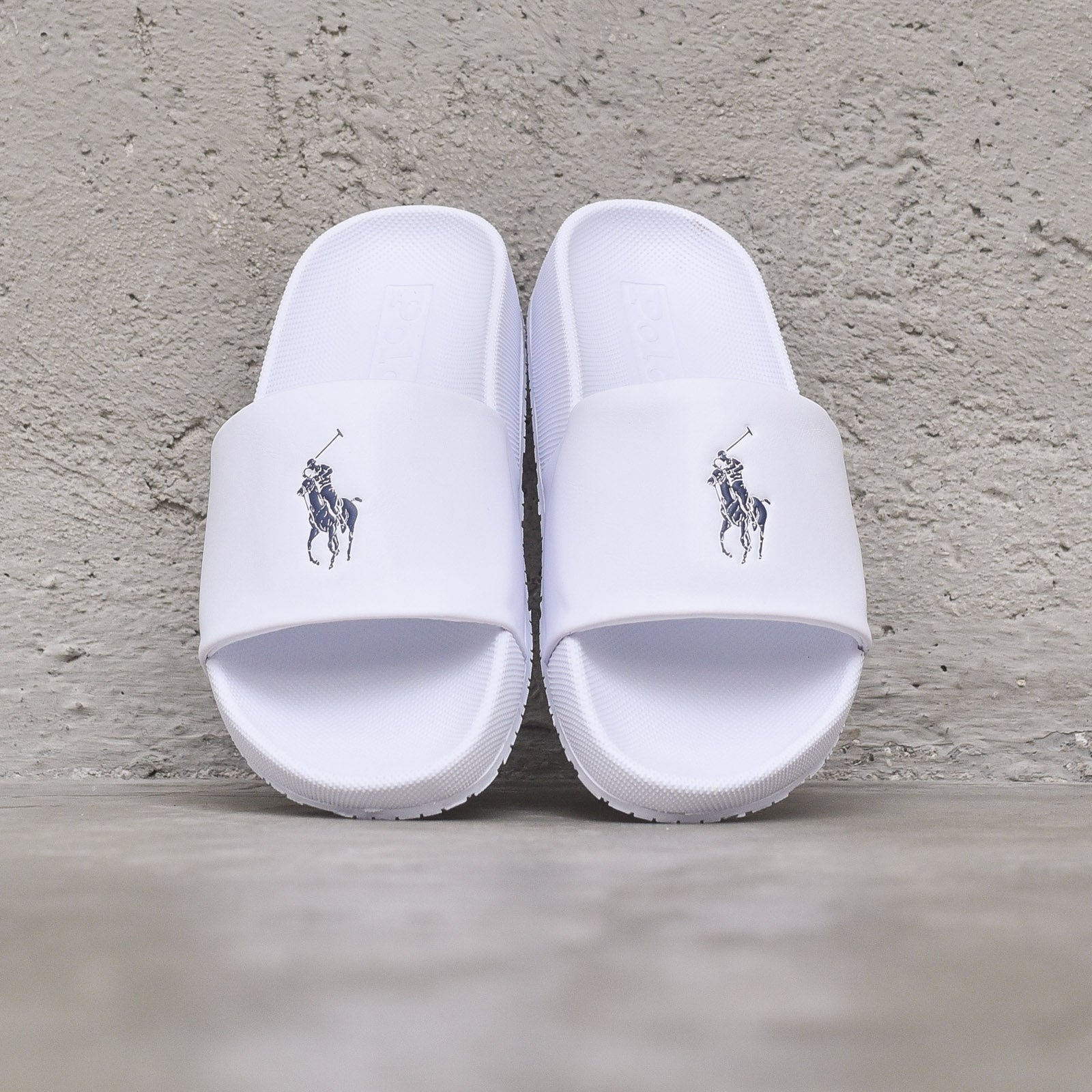 Ralph lauren deals sliders white