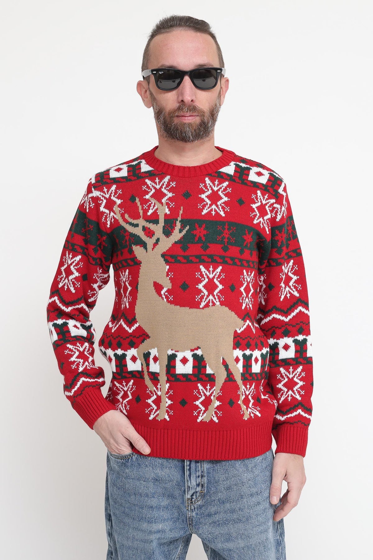 Christmas Sweater - Red — 1