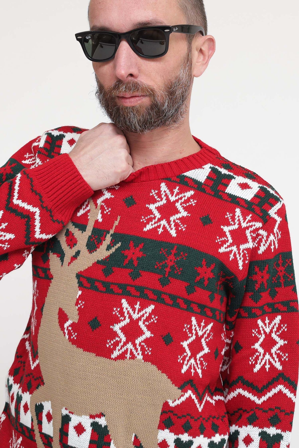 Christmas Sweater - Red — 2