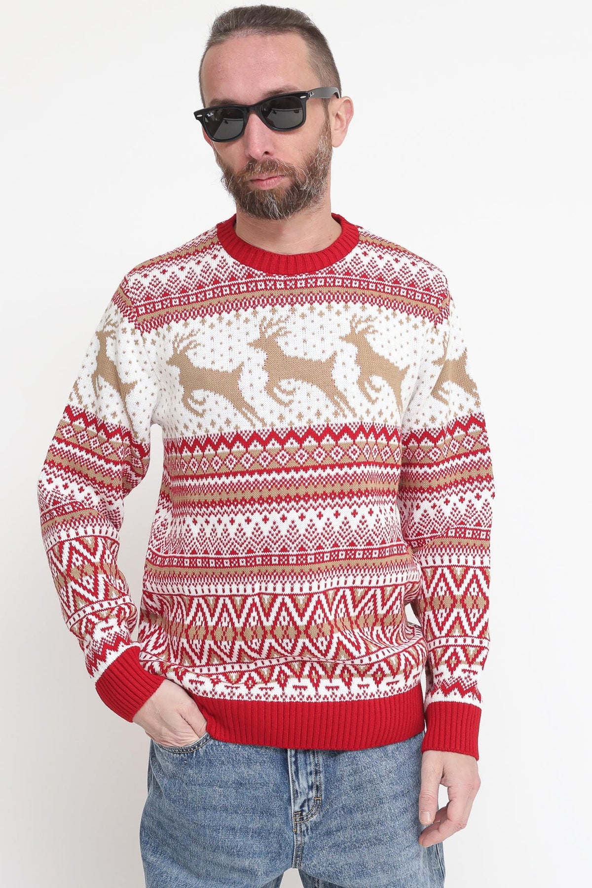 Christmas Sweater - Red — 2