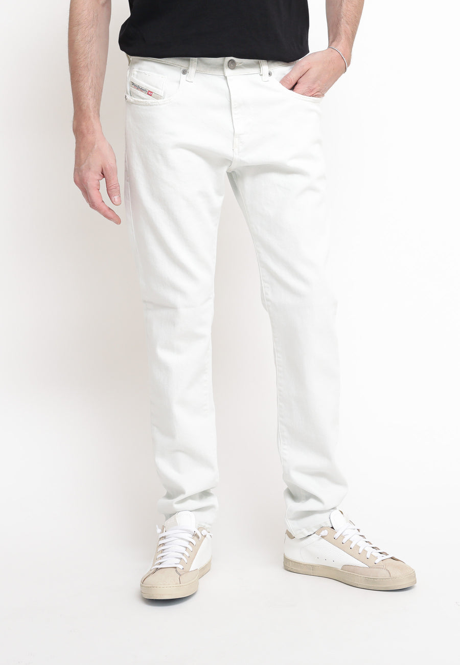 2019 D-STRUKT - White — 2