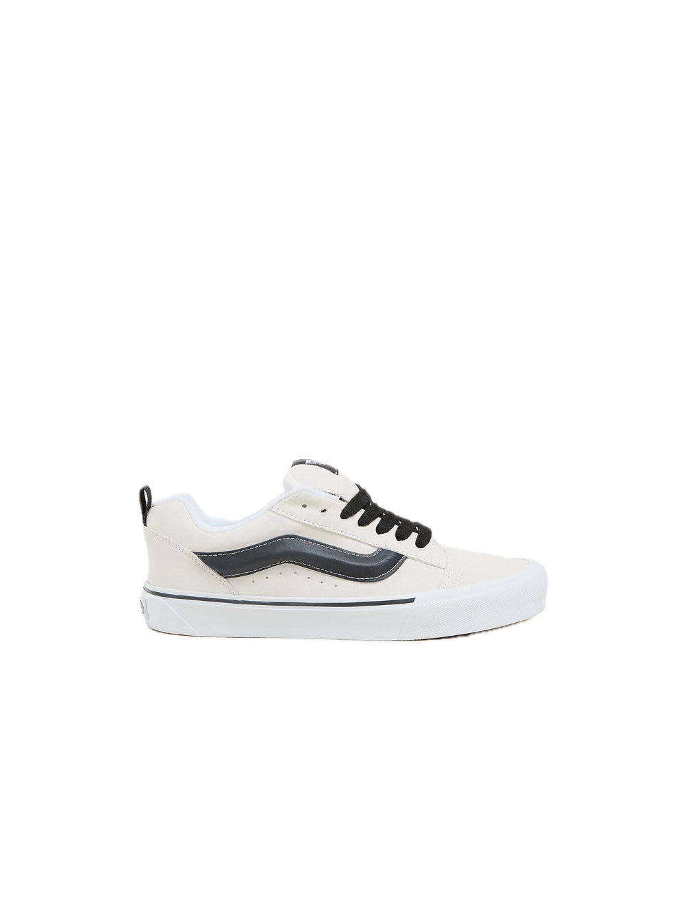 Knu Skool - Suede White Black — 1