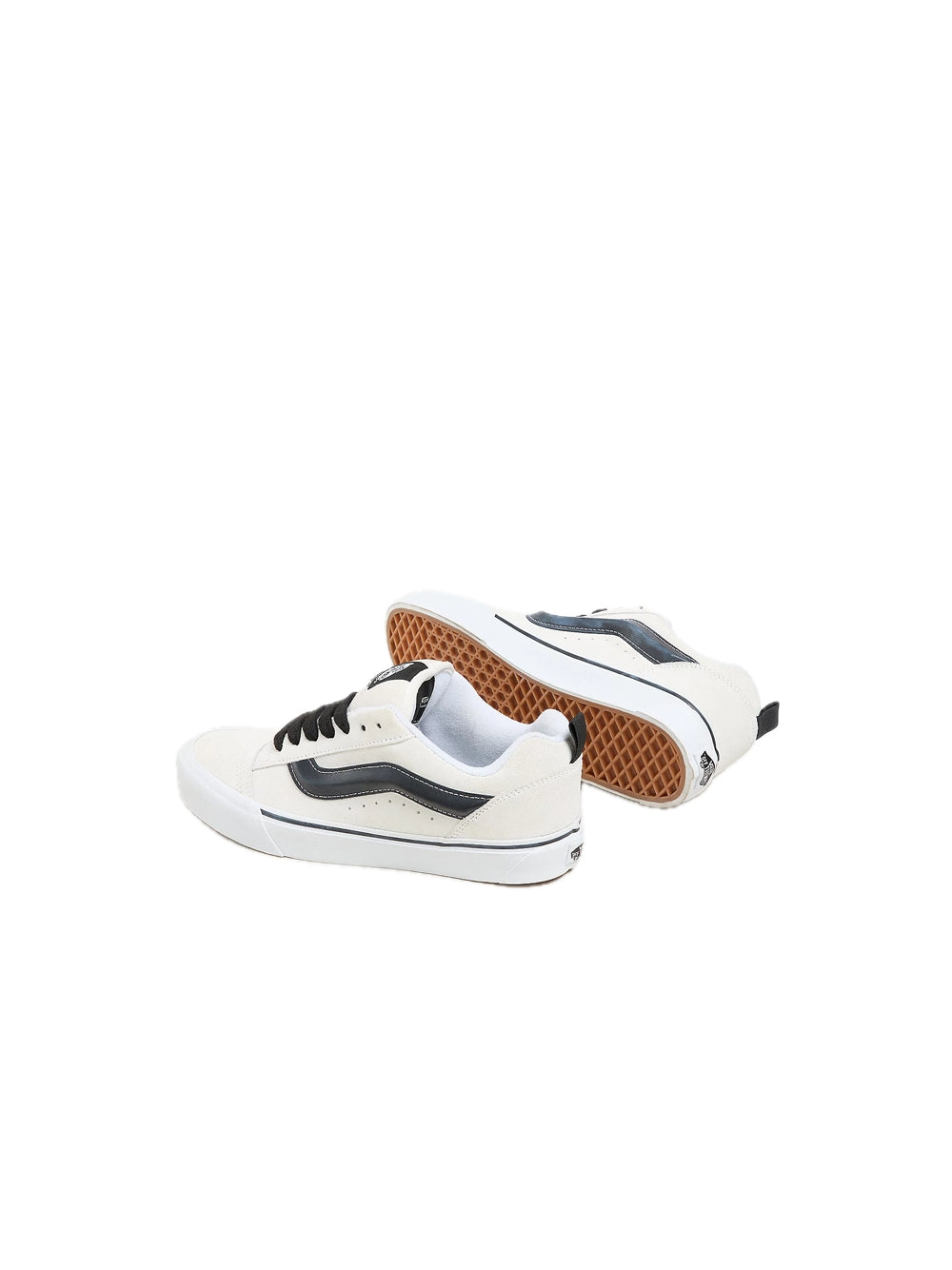 Knu Skool - Suede White Black — 3