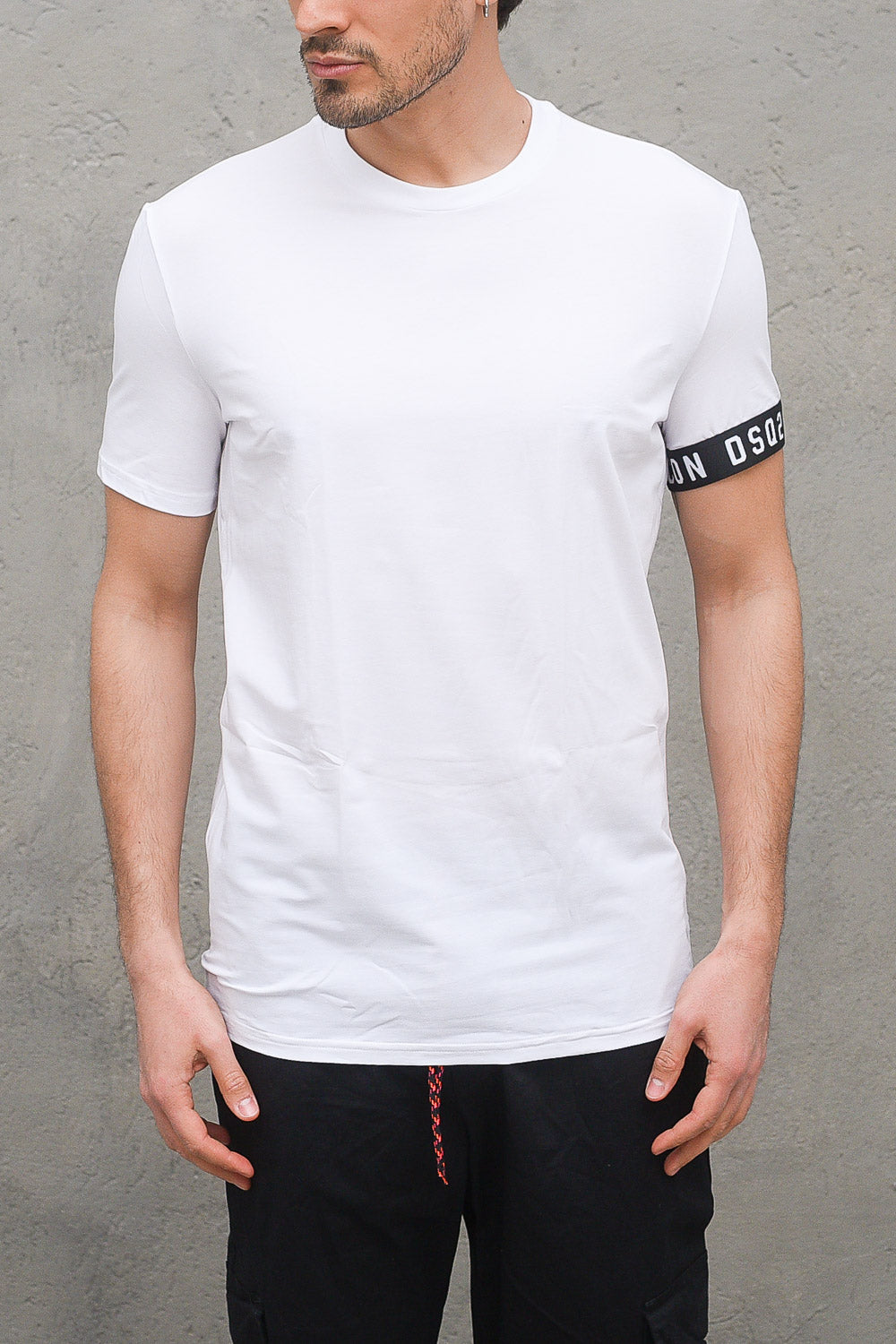 Round Neck T-shirt - White — 1